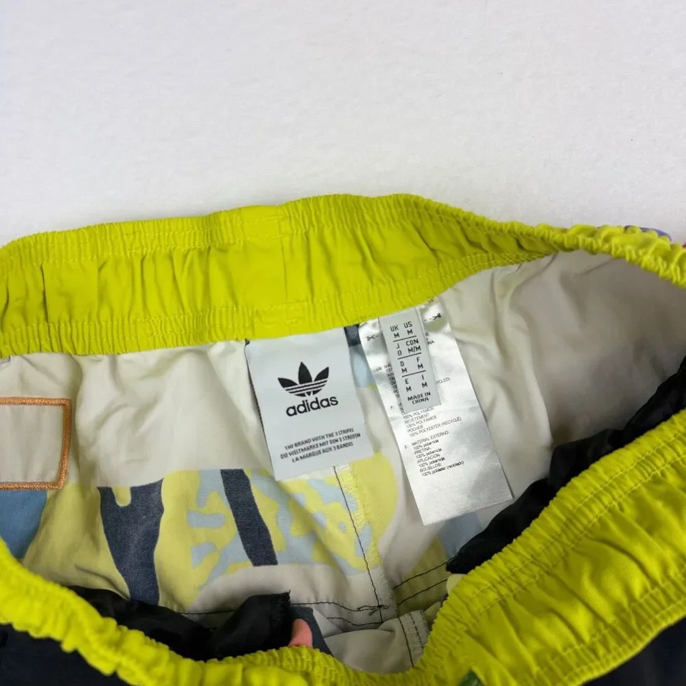Adidas Love Unites Shorts M